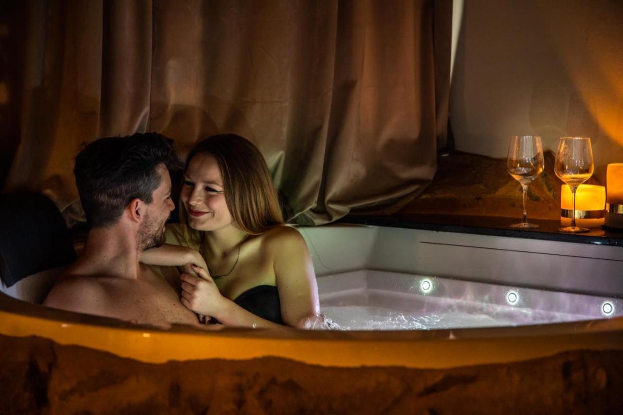 Esperienze Alla Ripadoro Chianni Bagian luar foto
