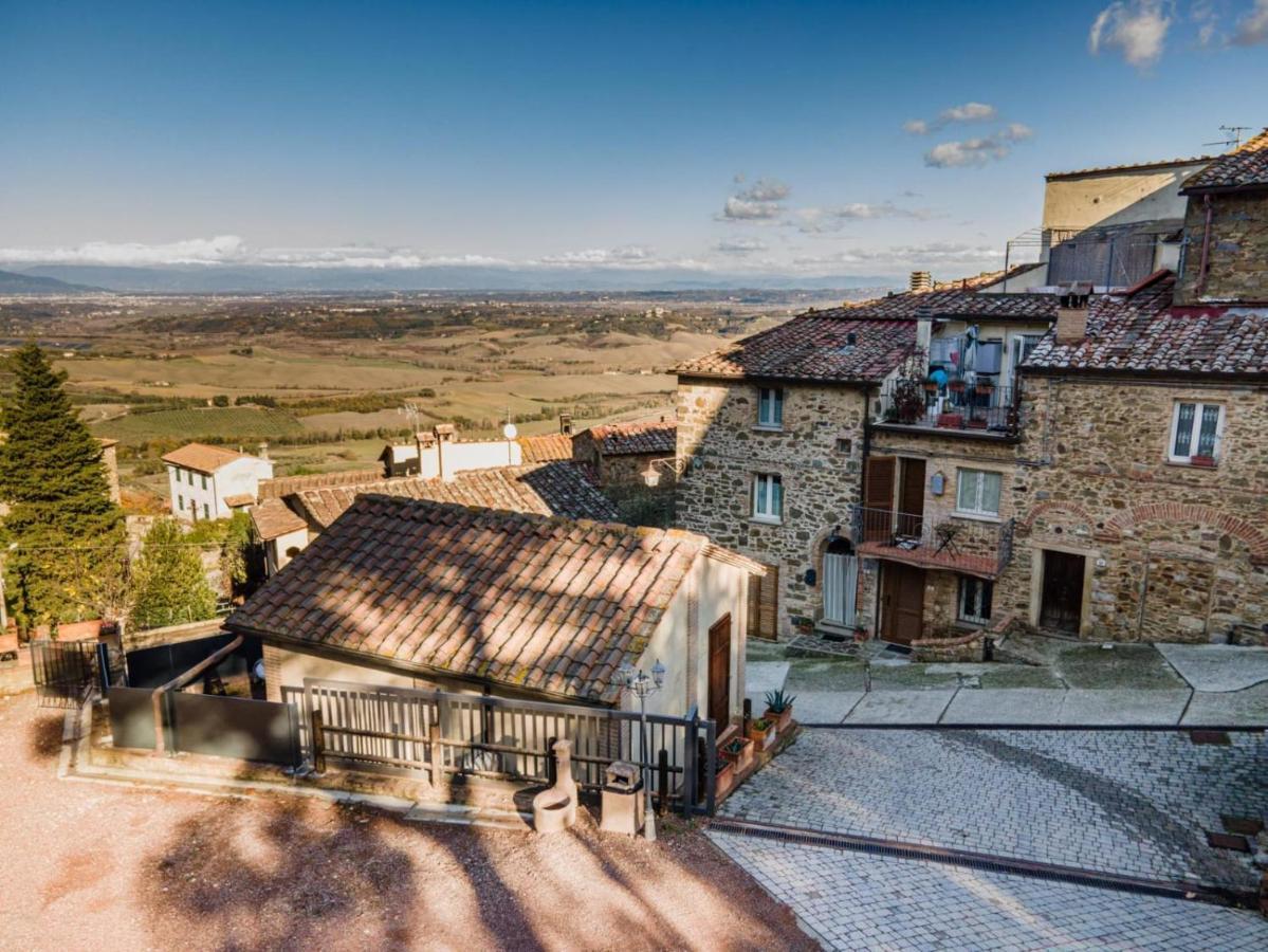 Esperienze Alla Ripadoro Chianni Bagian luar foto